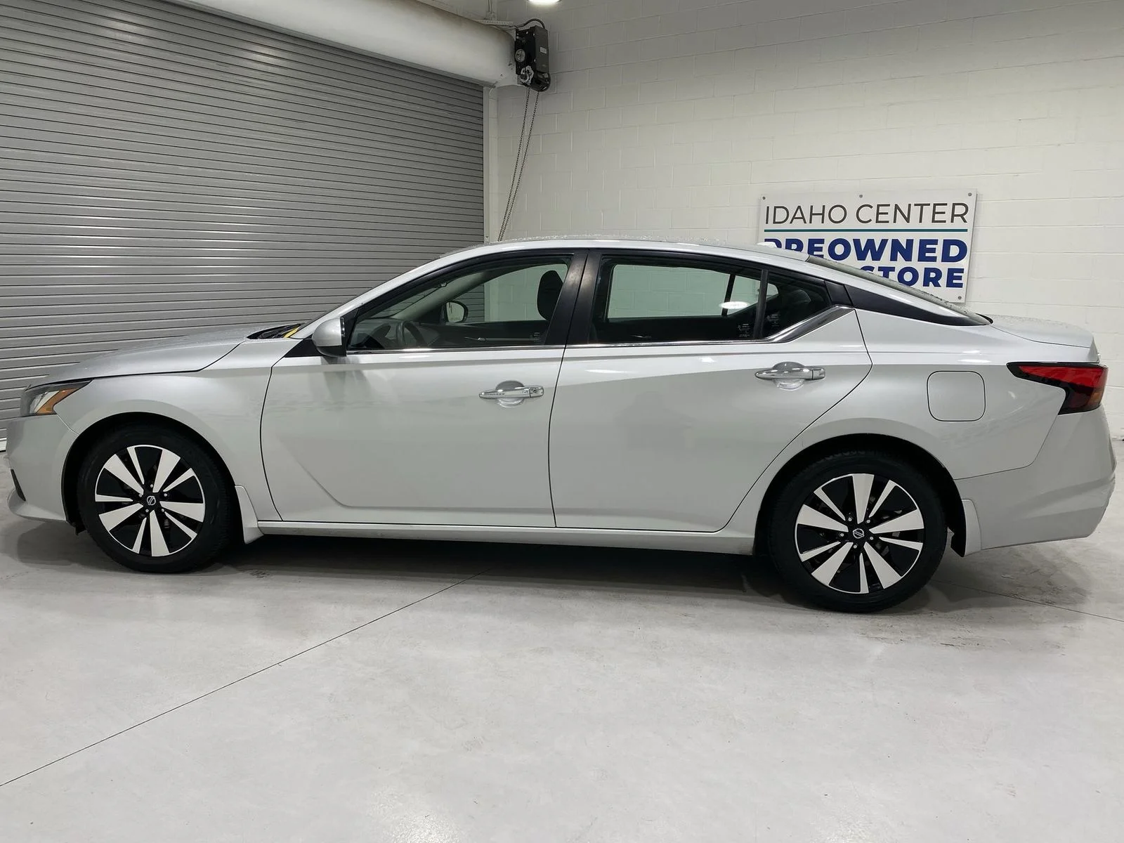 2022 Nissan Altima SV - Photo 5