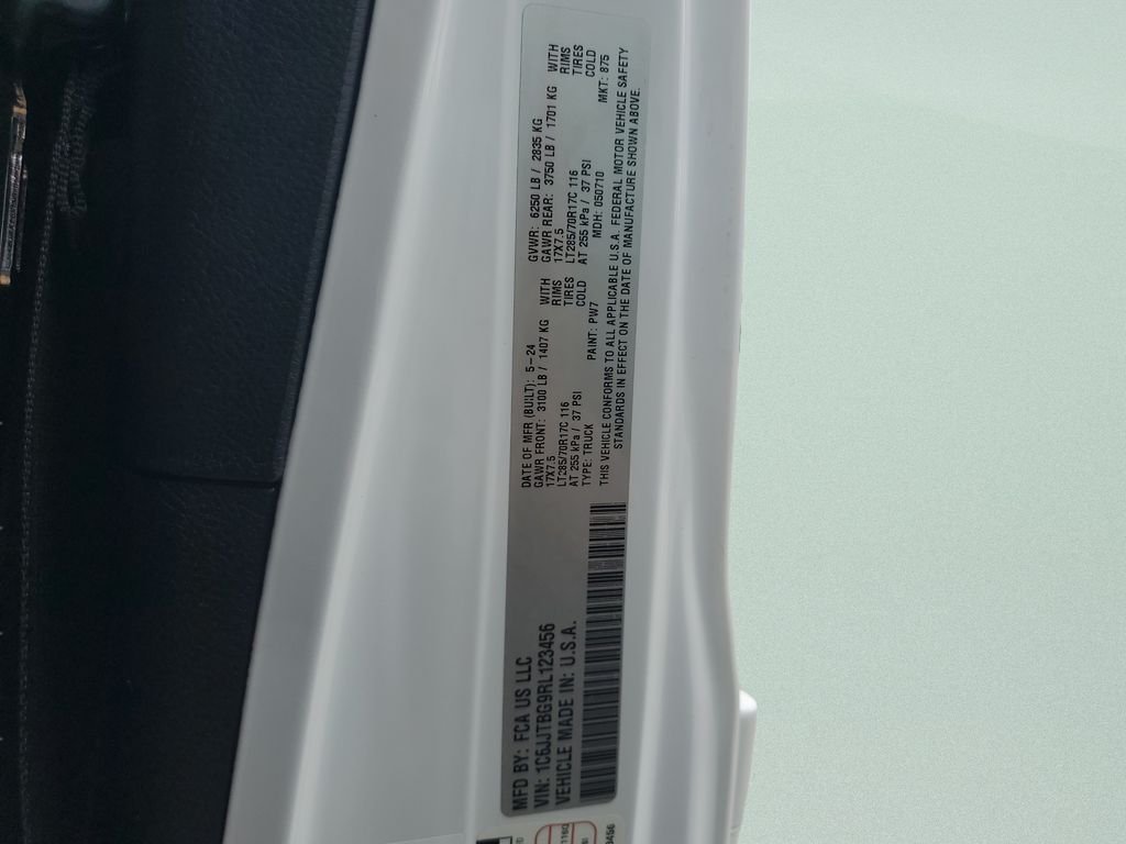 Used 2024 White Jeep Rubicon image 26