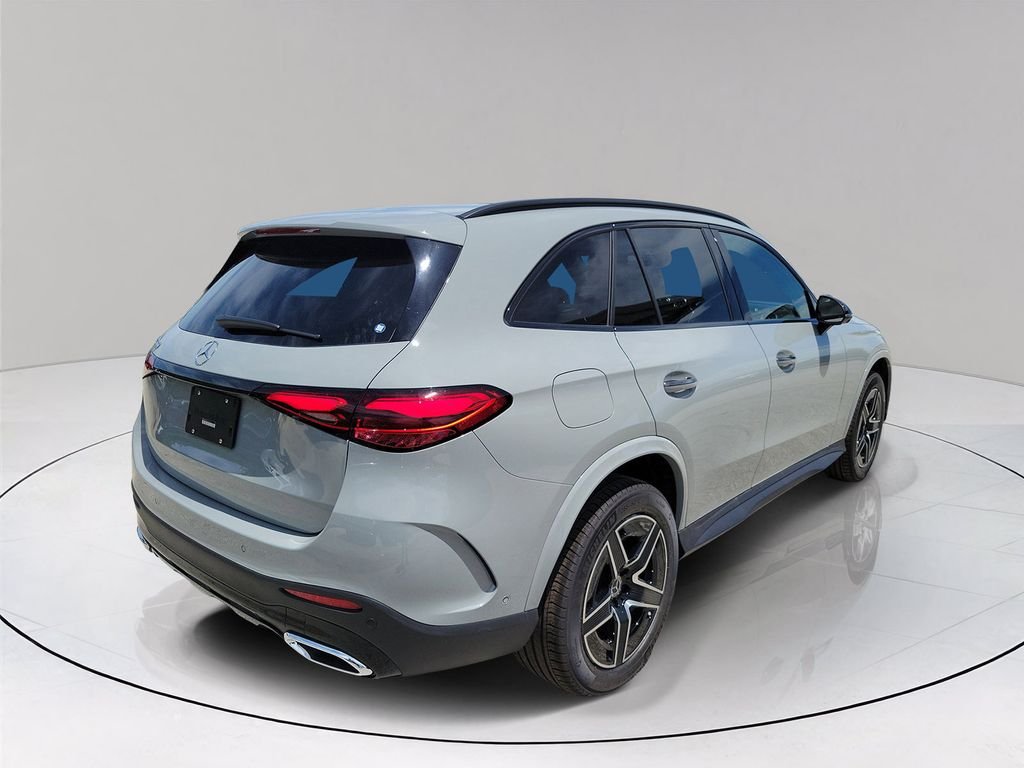 New 2027 MANUFAKTUR Alpine Grey Mercedes-Benz GLC 300 image 6