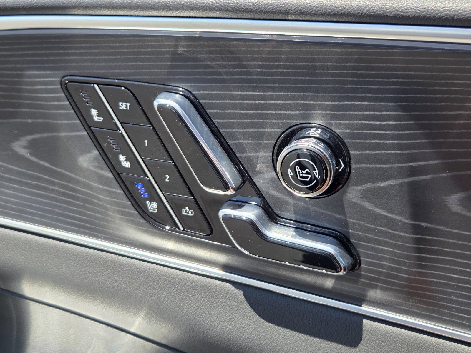 2026 Cadillac LYRIQ Premium Sport - Photo 20