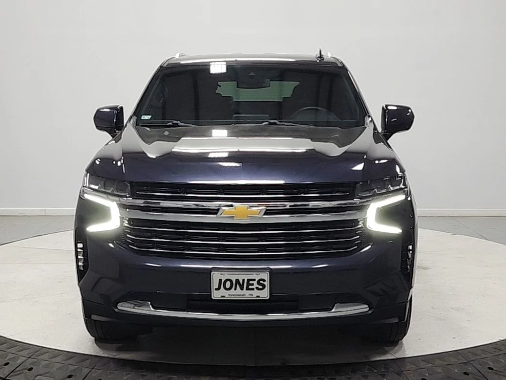 Used 2023 Gray Chevrolet LT image 2