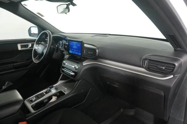 Used 2020 Oxford White Ford XLT image 17