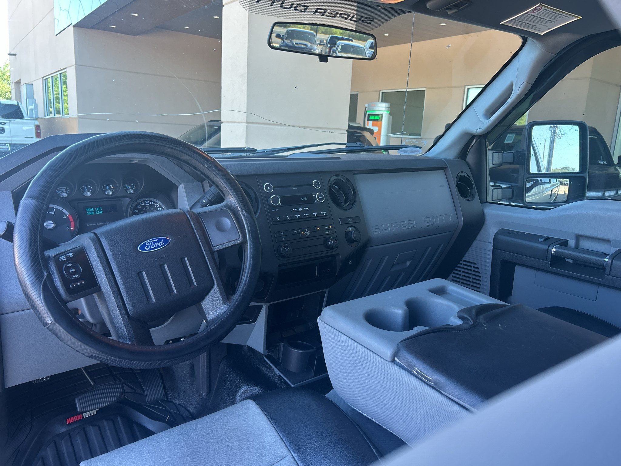 Used 2016 Ingot Silver Metallic Ford XL image 21