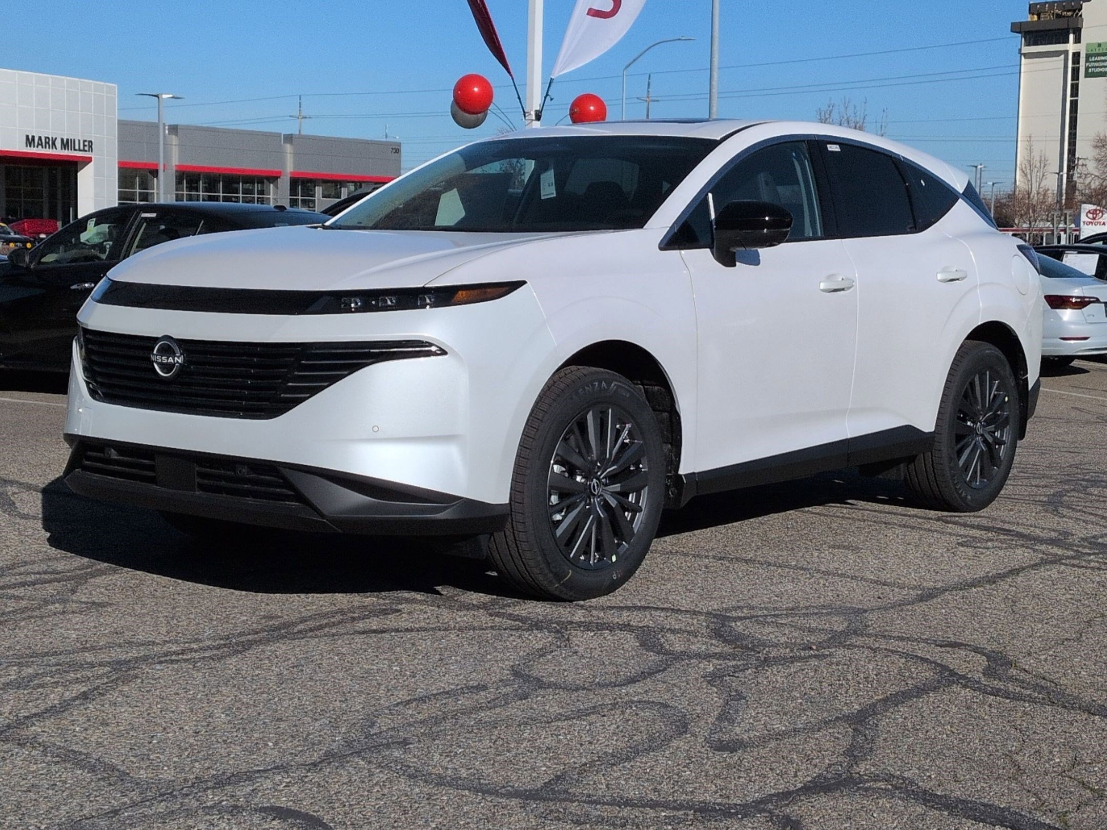 New 2026 Everest White Pearl Tricoat Nissan SL image 8