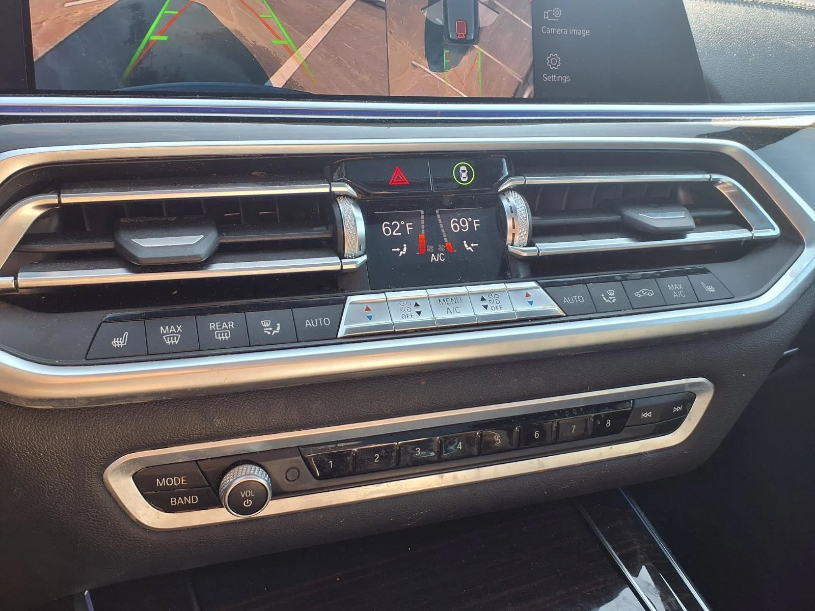 Used 2019 Arctic Gray Metallic BMW xDrive40i image 10