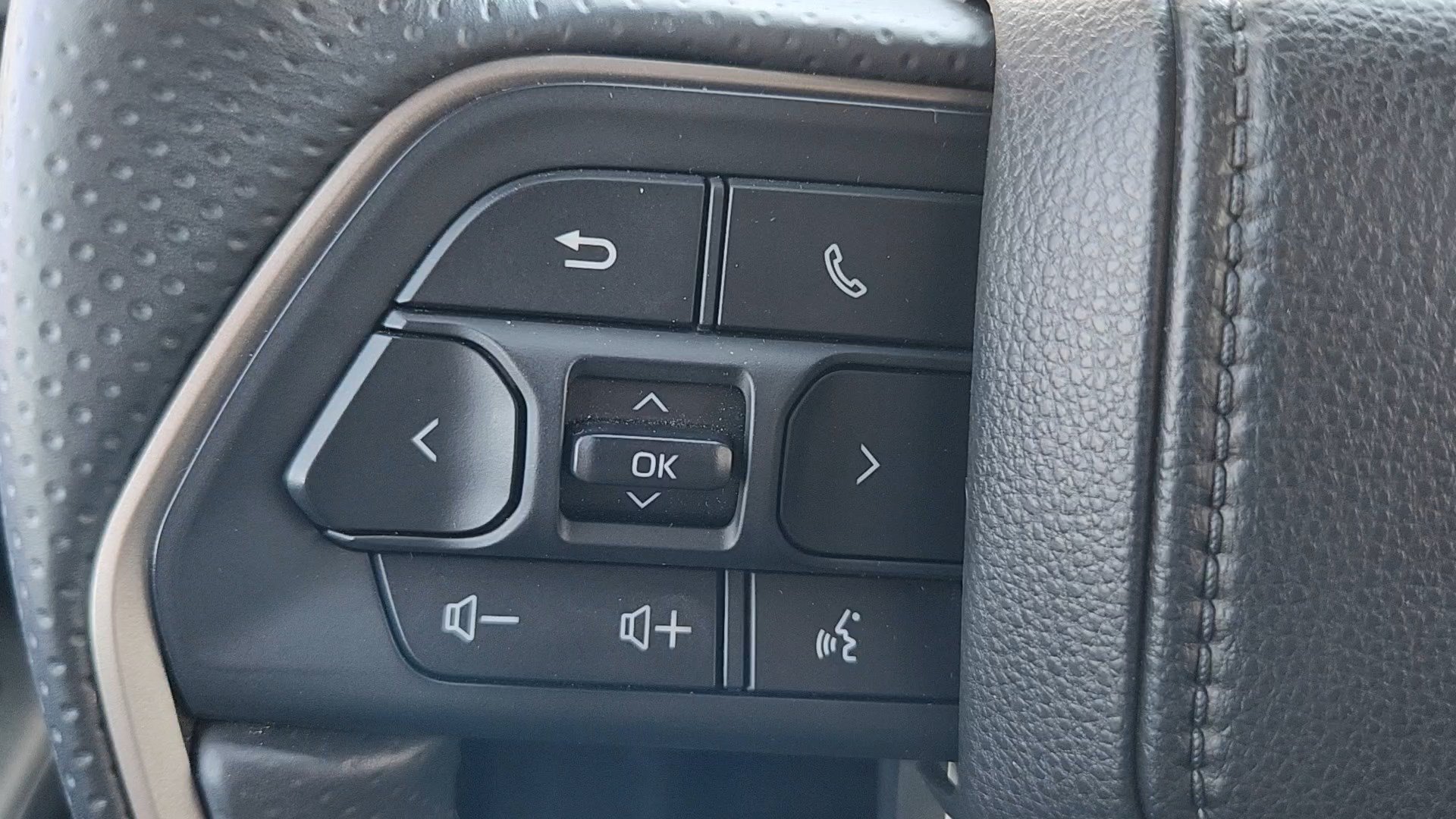 Used 2025 Ice Cap Toyota TRD Off Road Premium image 13