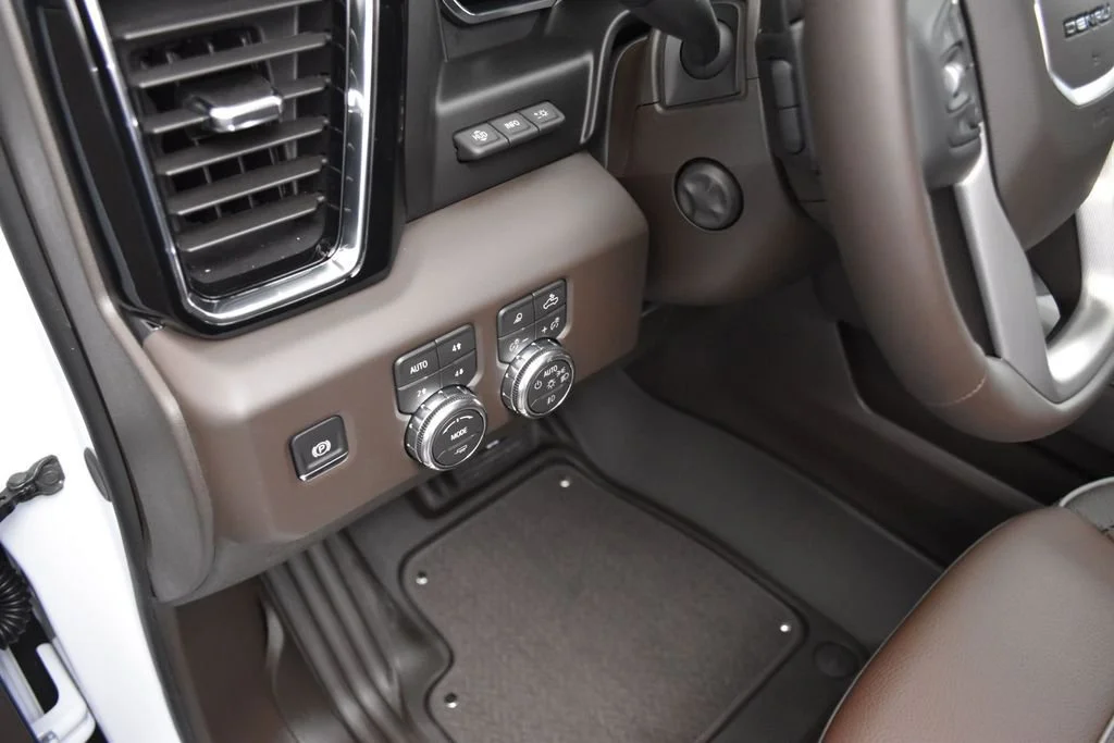 2026 GMC Sierra 1500 Denali - Photo 17