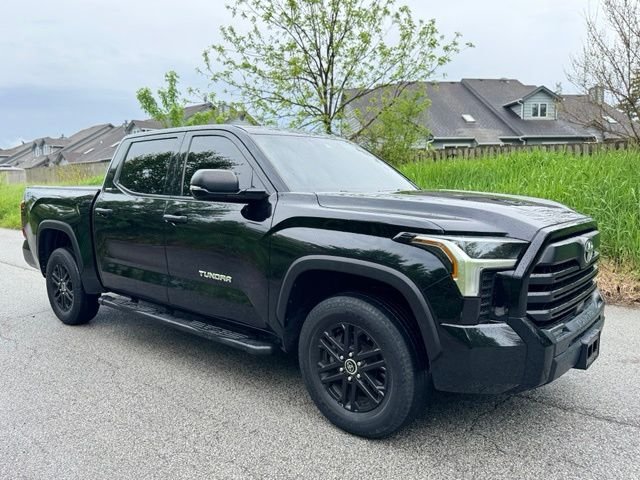 Used 2022 Midnight Black Metallic Toyota SR5 image 4