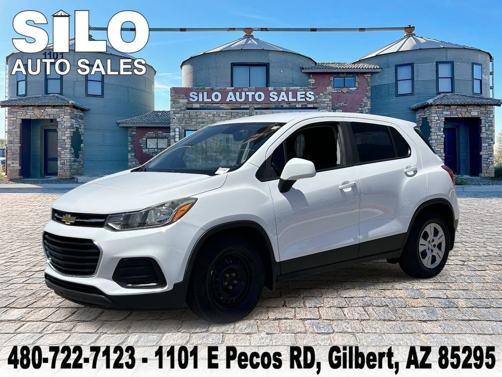 2019 Chevrolet Trax LS's photo