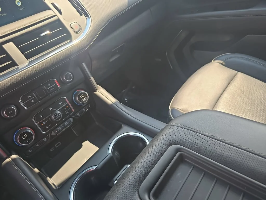 2024 Chevrolet Tahoe Premier - Photo 23