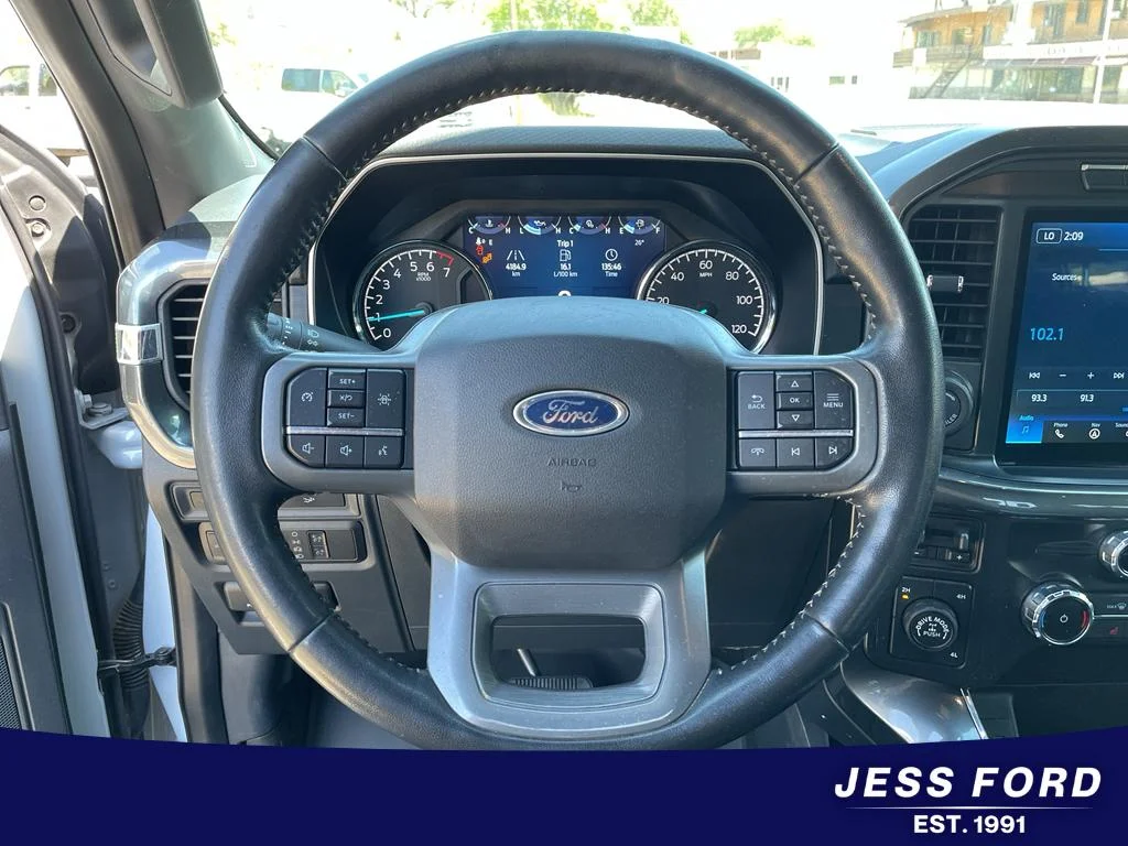 Used 2022 Space White Metallic Ford XLT image 14