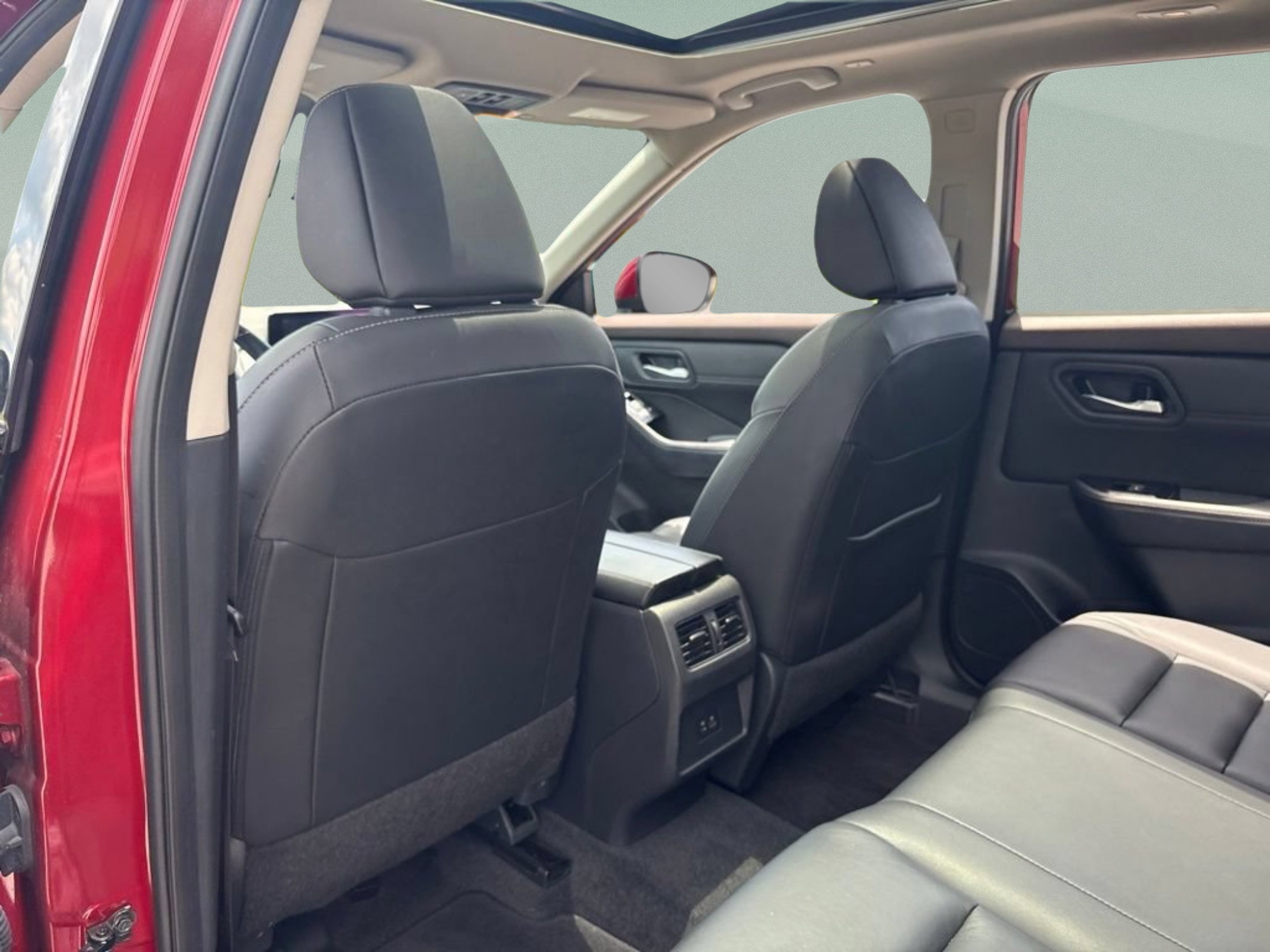Used 2023 Scarlet Ember Tintcoat Nissan SL image 26