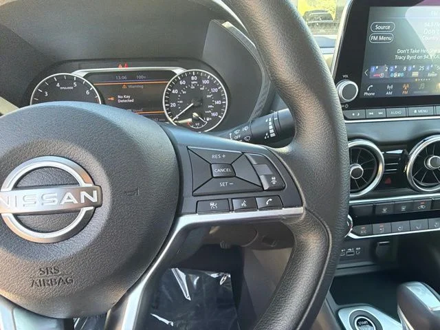 Used 2025 Gray Nissan SV image 29