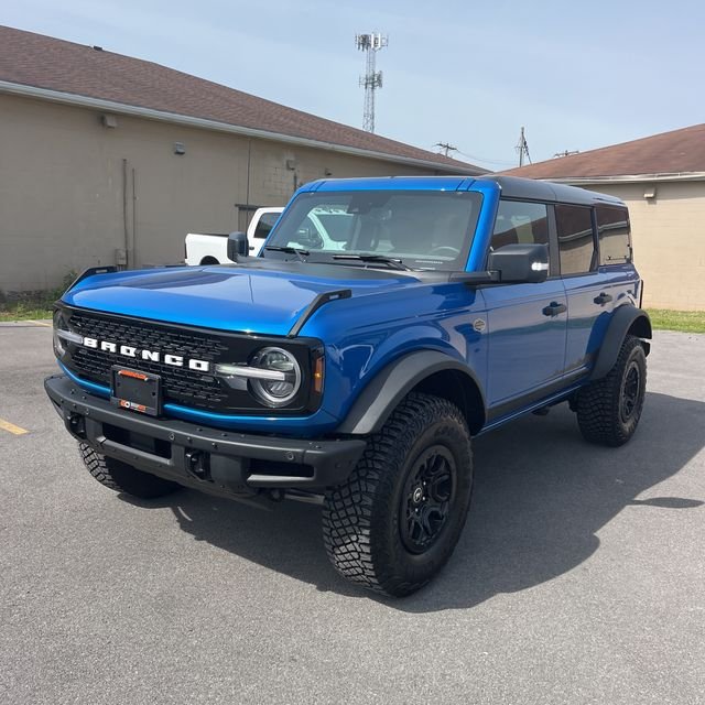2024 Ford Bronco Wildtrak 4x4's photo