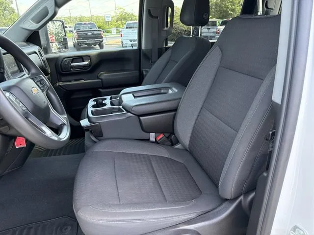 Used 2022 Summit White Chevrolet Custom image 18