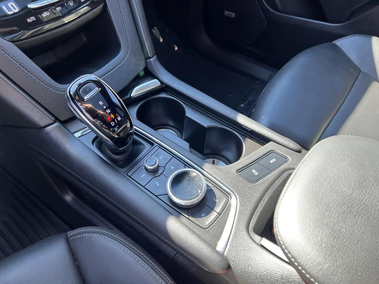 2024 Cadillac XT6 Premium Luxury - Photo 28