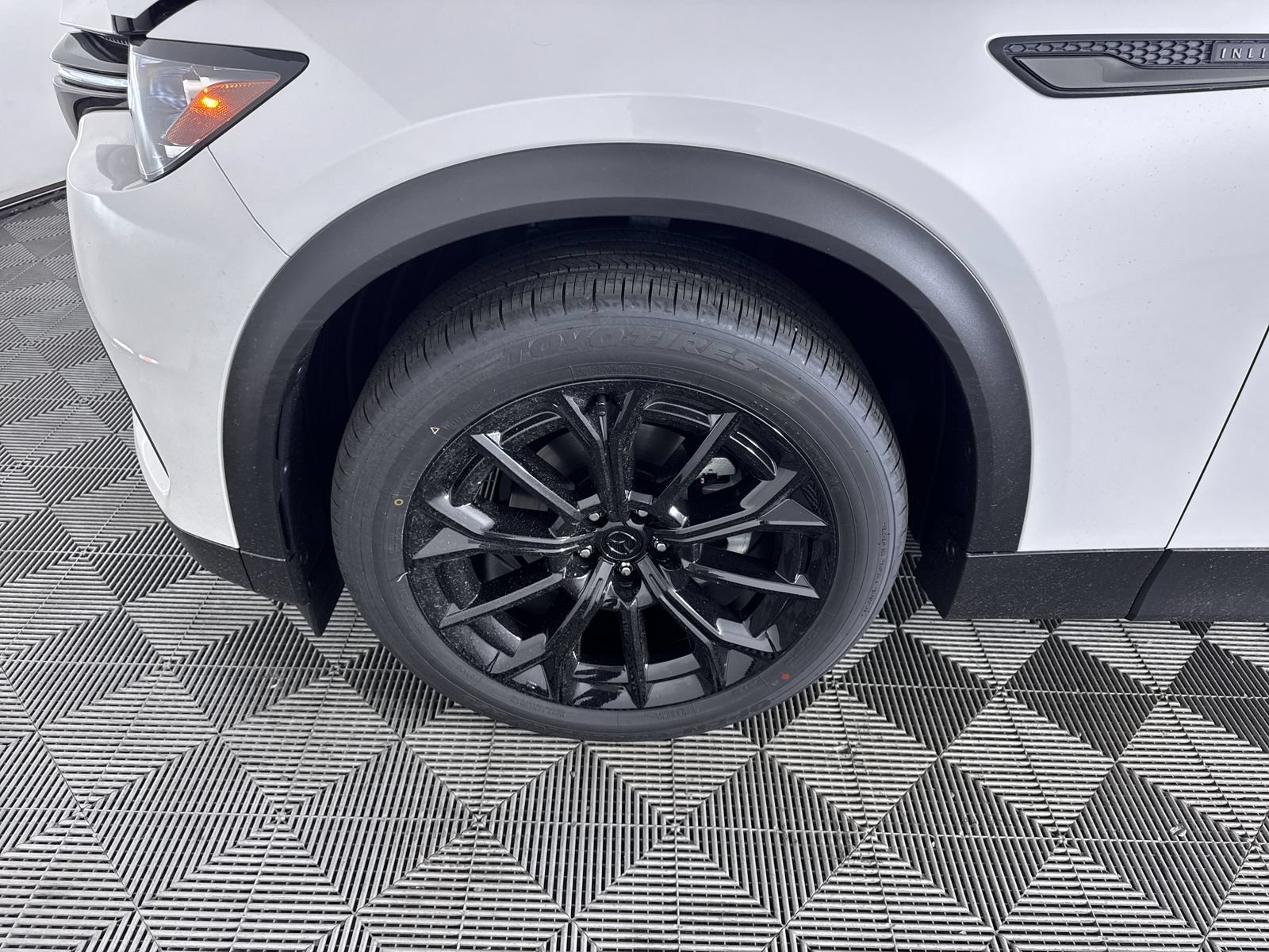 New 2026 Rhodium White Premium Mazda 3.3 Turbo Preferred image 25