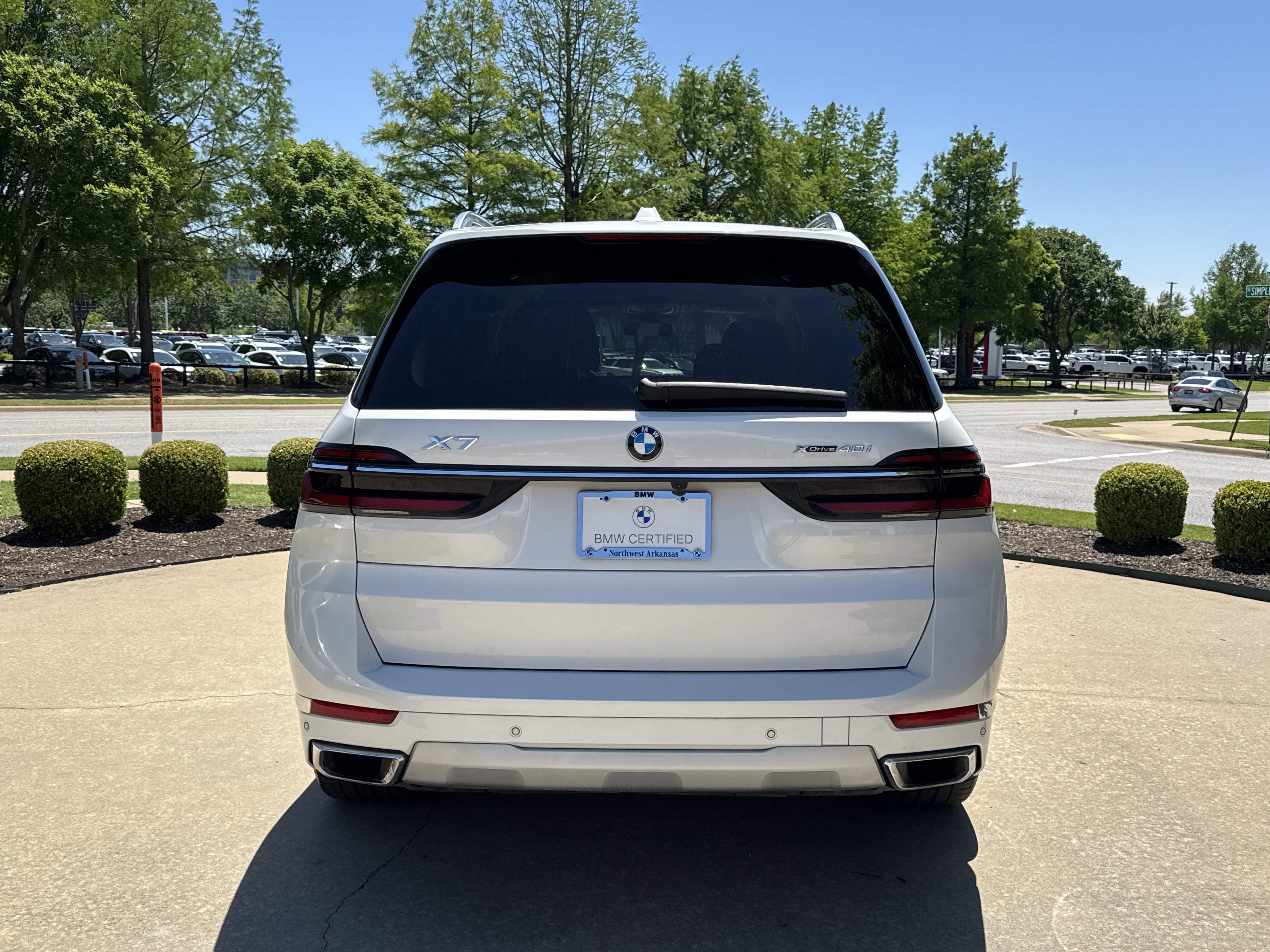 Certified Used 2023 Mineral White Metallic BMW xDrive40i image 4