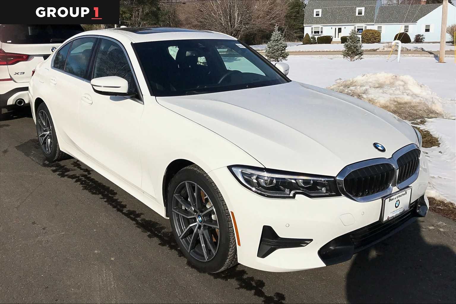 2019 BMW 3 Series 330i xDrive Sedan's photo