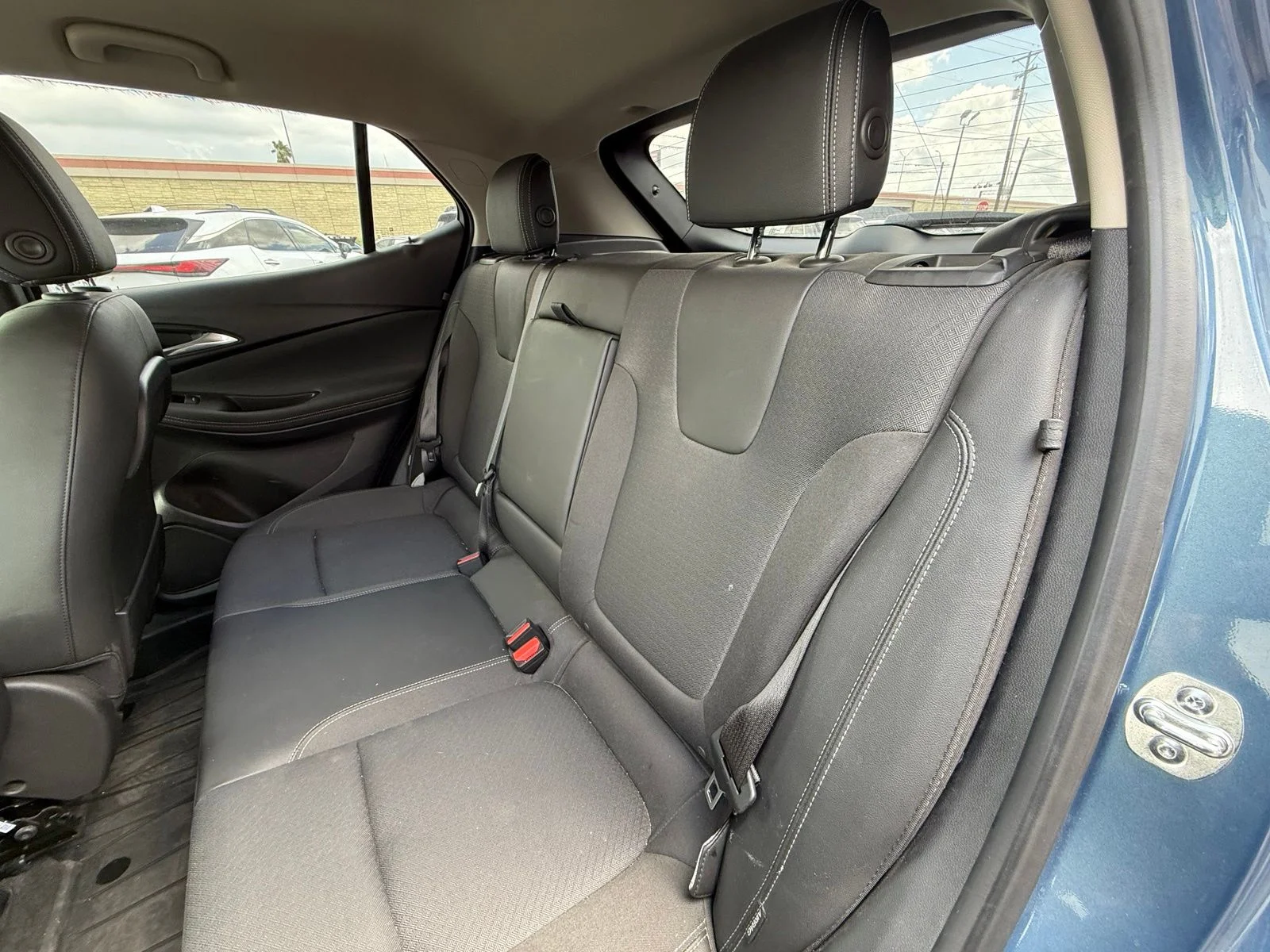Used 2025 Blue Buick Preferred image 13