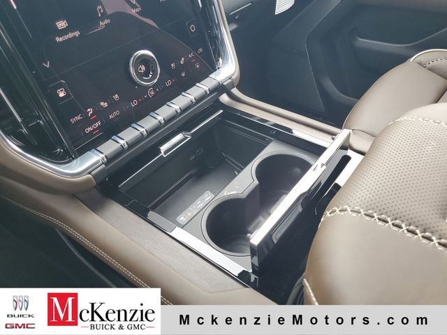 2026 GMC Yukon Denali Ultimate - Photo 19