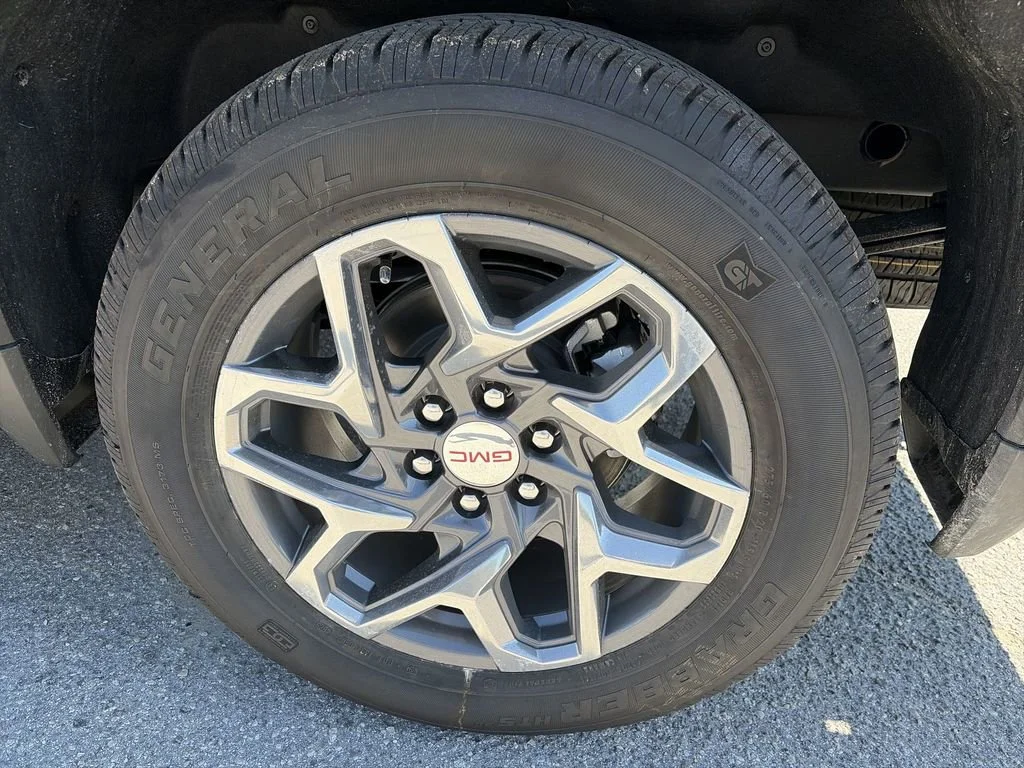 2026 GMC Sierra 1500 SLT - Photo 37