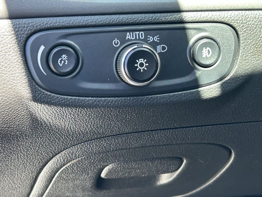 Used 2017 White Buick Preferred II image 23