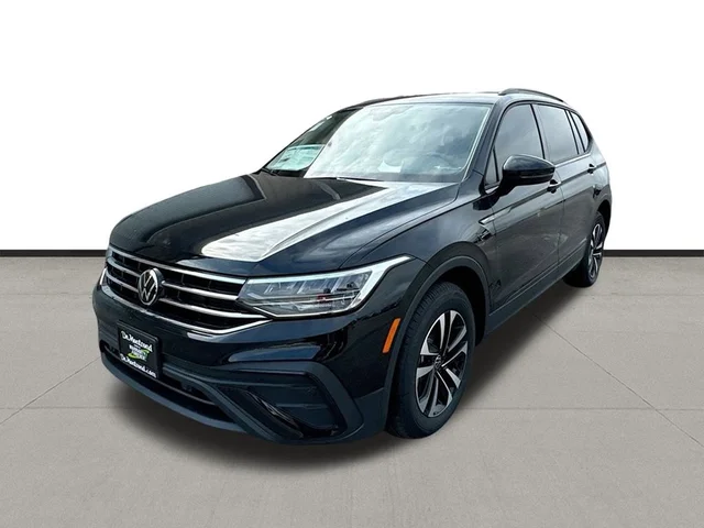 Pre-Owned 2024 Volkswagen Tiguan 2.0L TSI DOHC FWD 2.0T S