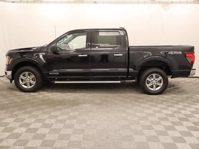 Used 2024 Agate Black Ford XLT Crew Cab image 28