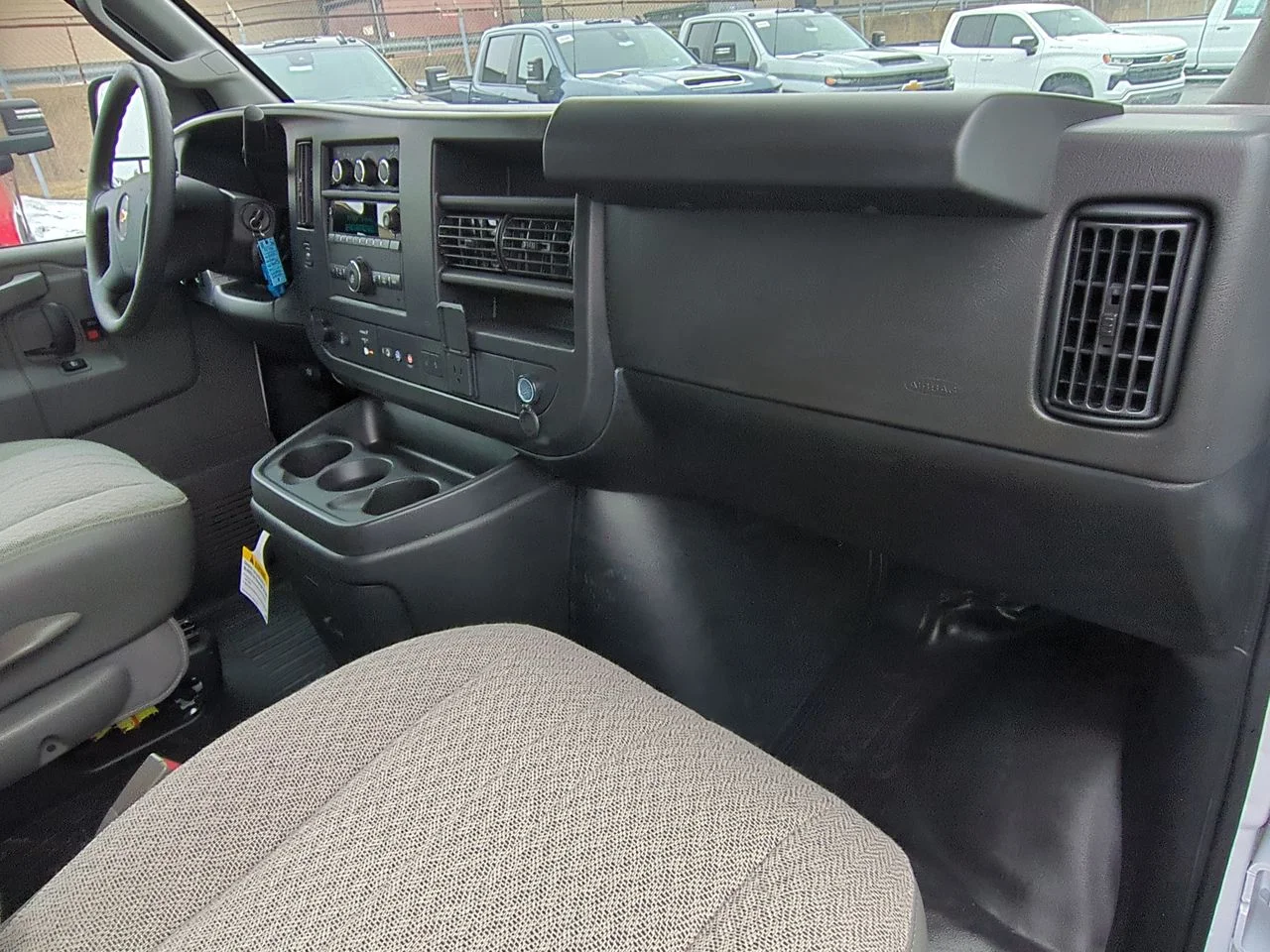 2025 Chevrolet Express Cargo Work Van - Photo 87