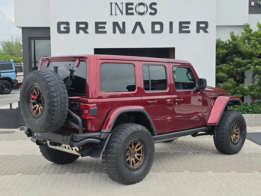 Used 2021 Snazzberry Pearlcoat Jeep Unlimited Rubicon 392 image 4