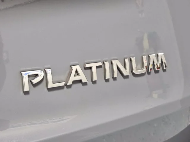 Used 2023 Gray Nissan Platinum image 11