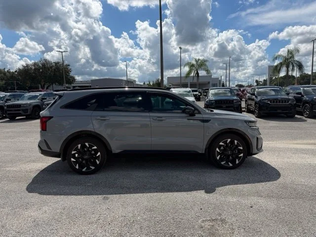 Used 2022 Gray Kia SX image 4