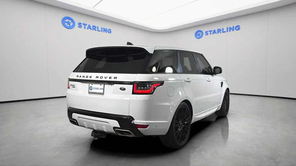 Used 2022 White Land Rover HSE Dynamic image 8