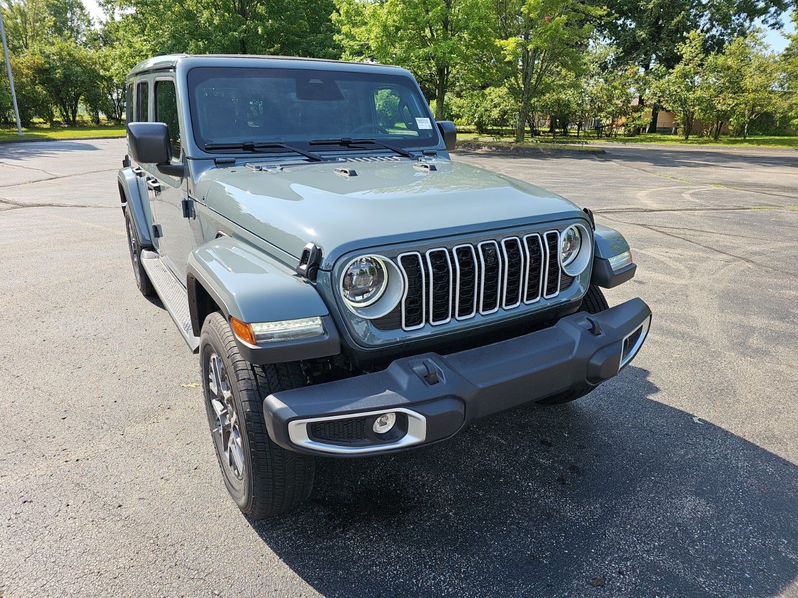 New 2026 Anvil Clearcoat Jeep Sahara image 7