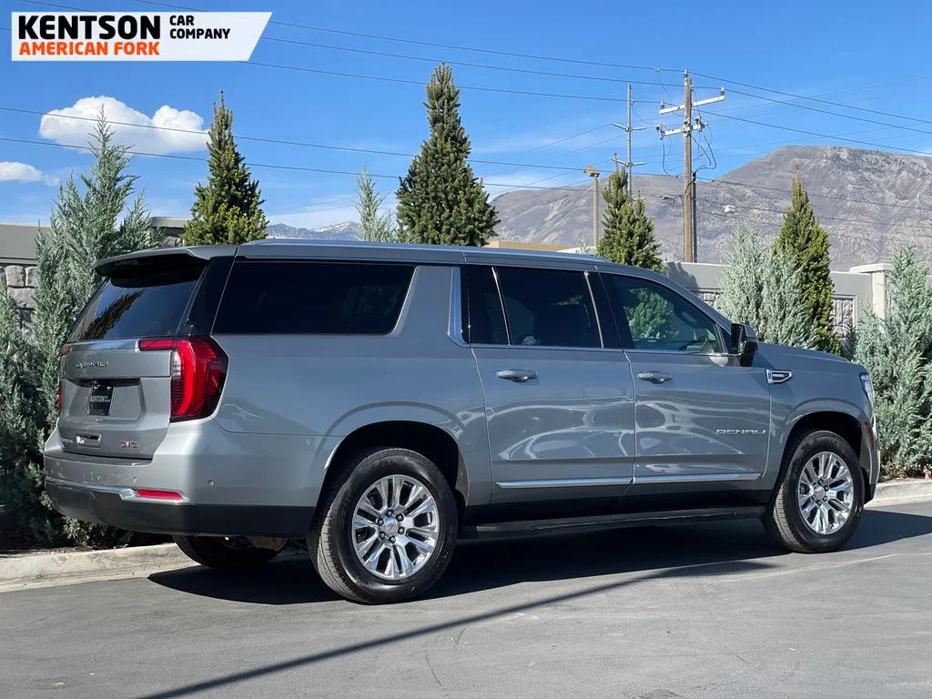 Used 2025 Gray GMC Denali image 9
