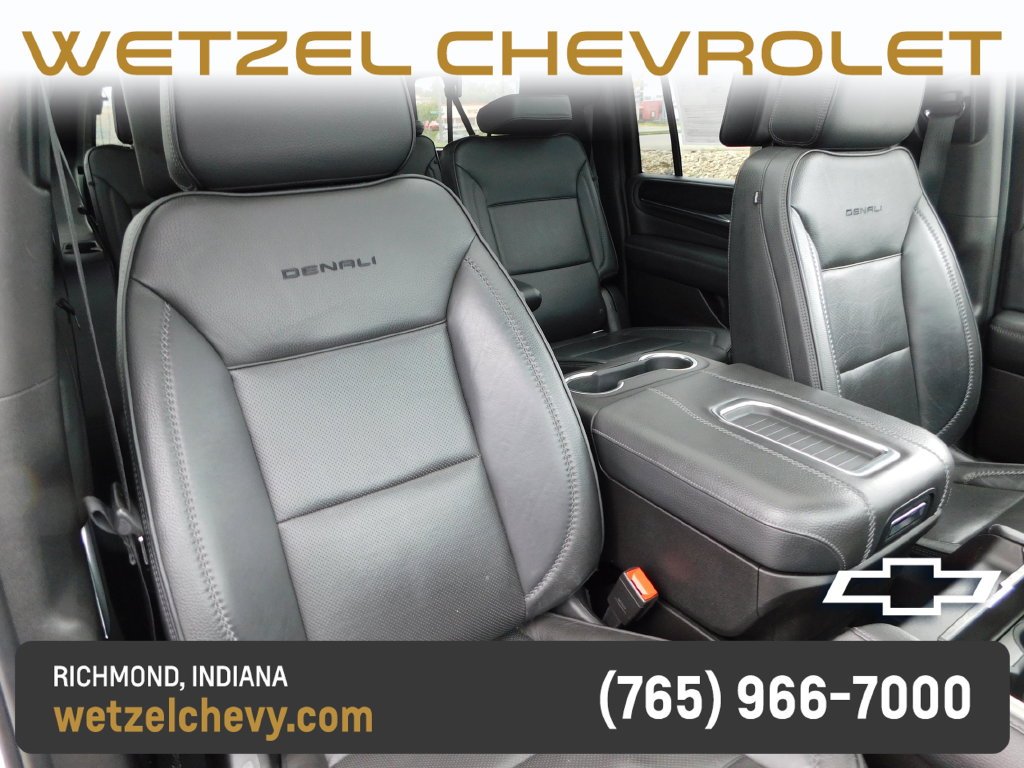 Used 2021 White GMC Denali image 22