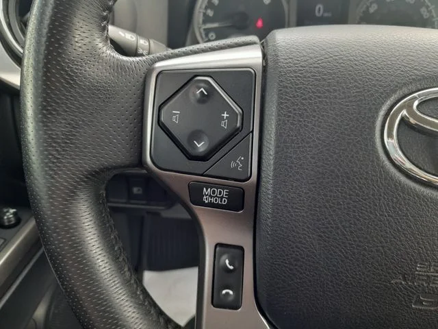 Used 2019 Gray Toyota SR5 image 14