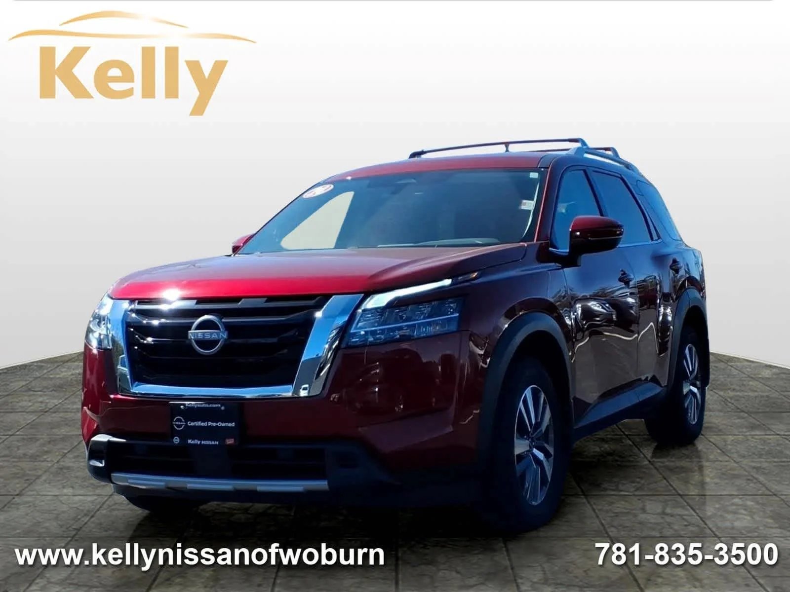 2024 Nissan Pathfinder SL
