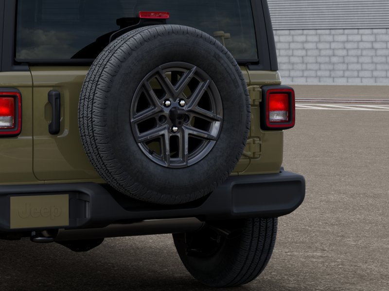 2026 Jeep Wrangler — photo 13
