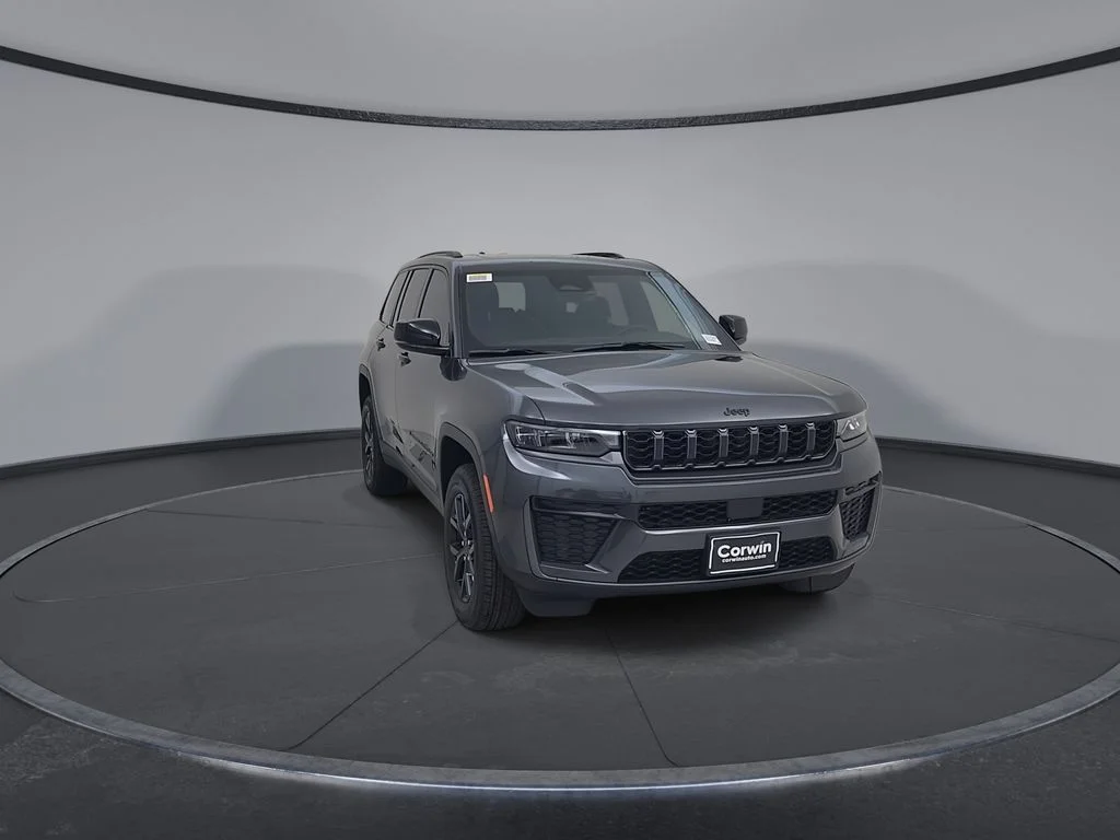 New 2026 Baltic Gray Metallic Clear-Coat Exterior Paint Jeep Altitude image 4