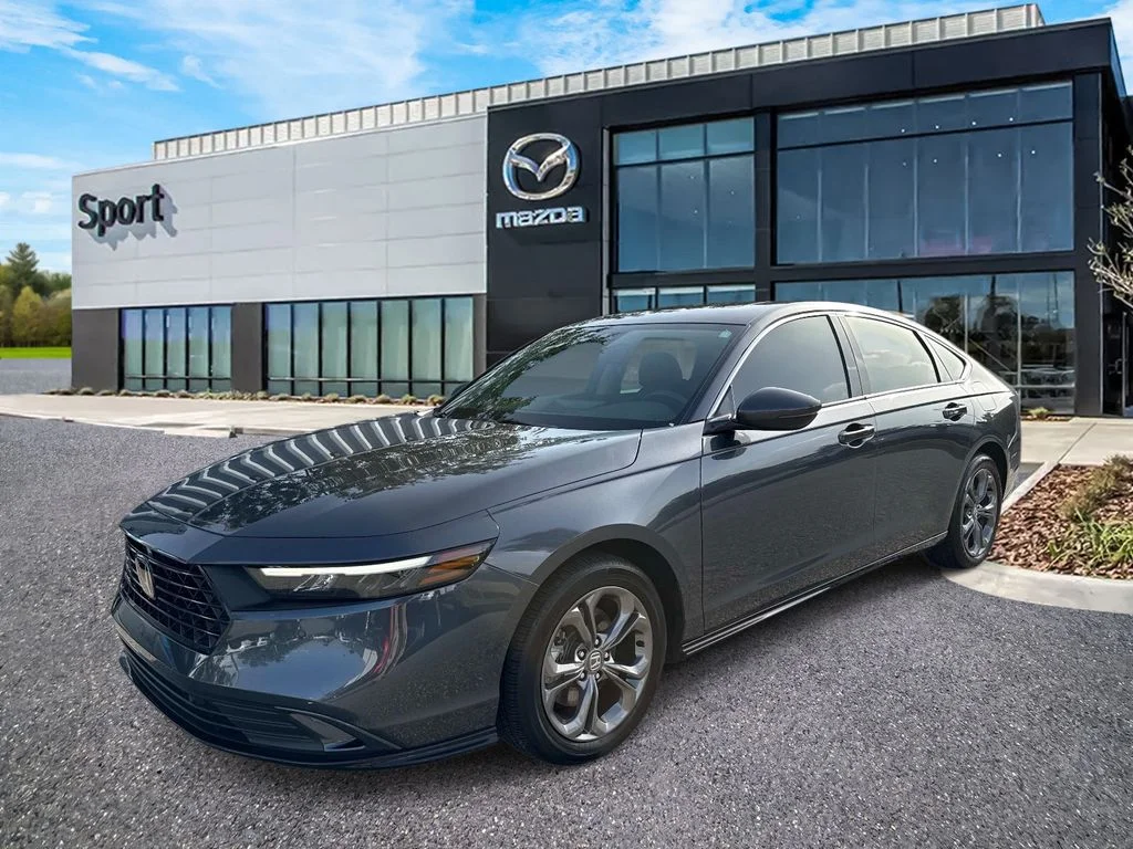 Used 2023 Gray Honda EX-L image 7