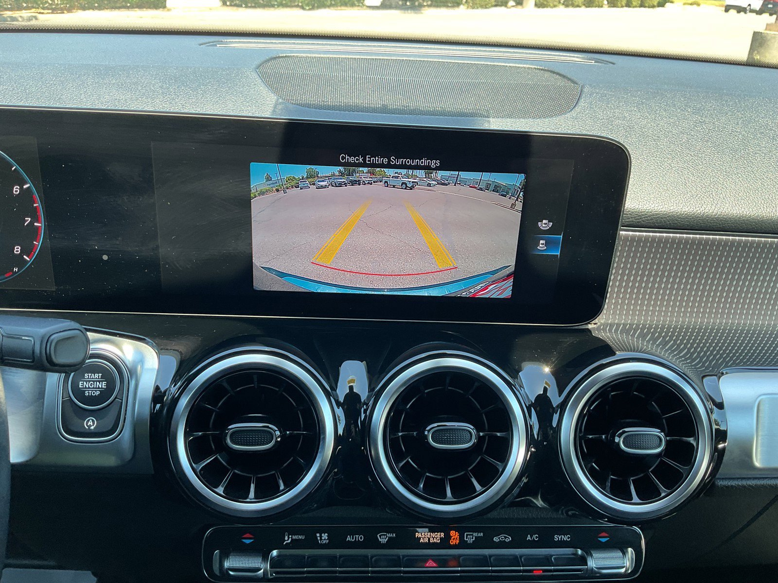 Used 2023 Black Mercedes-Benz GLB 250 image 24