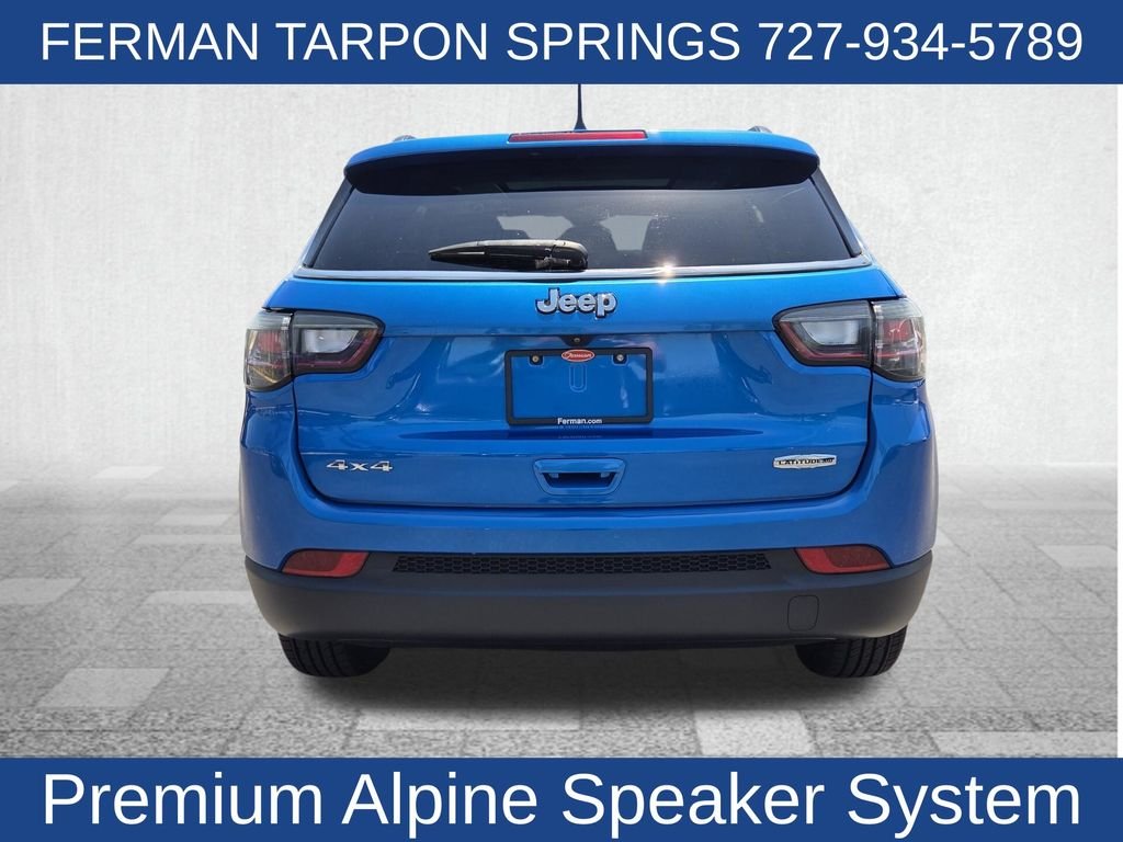 Used 2022 Blue Jeep Latitude Lux image 9