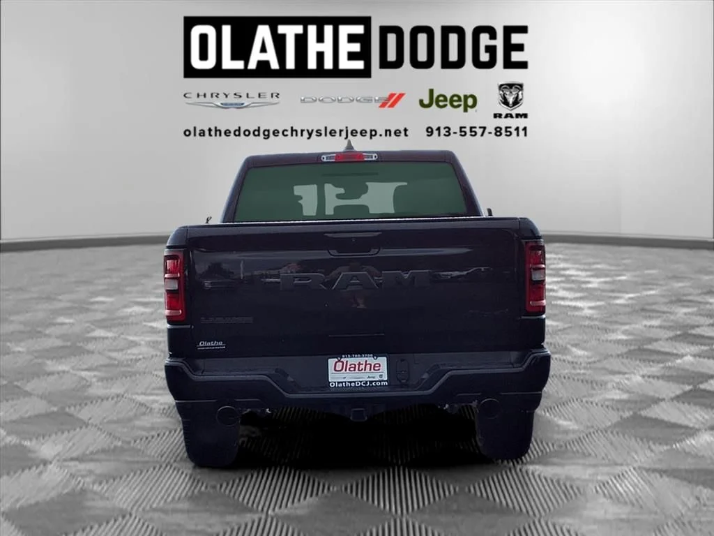 New 2026 Diamond Black Crystal Pearl-Coat Exterior Paint RAM Laramie image 23