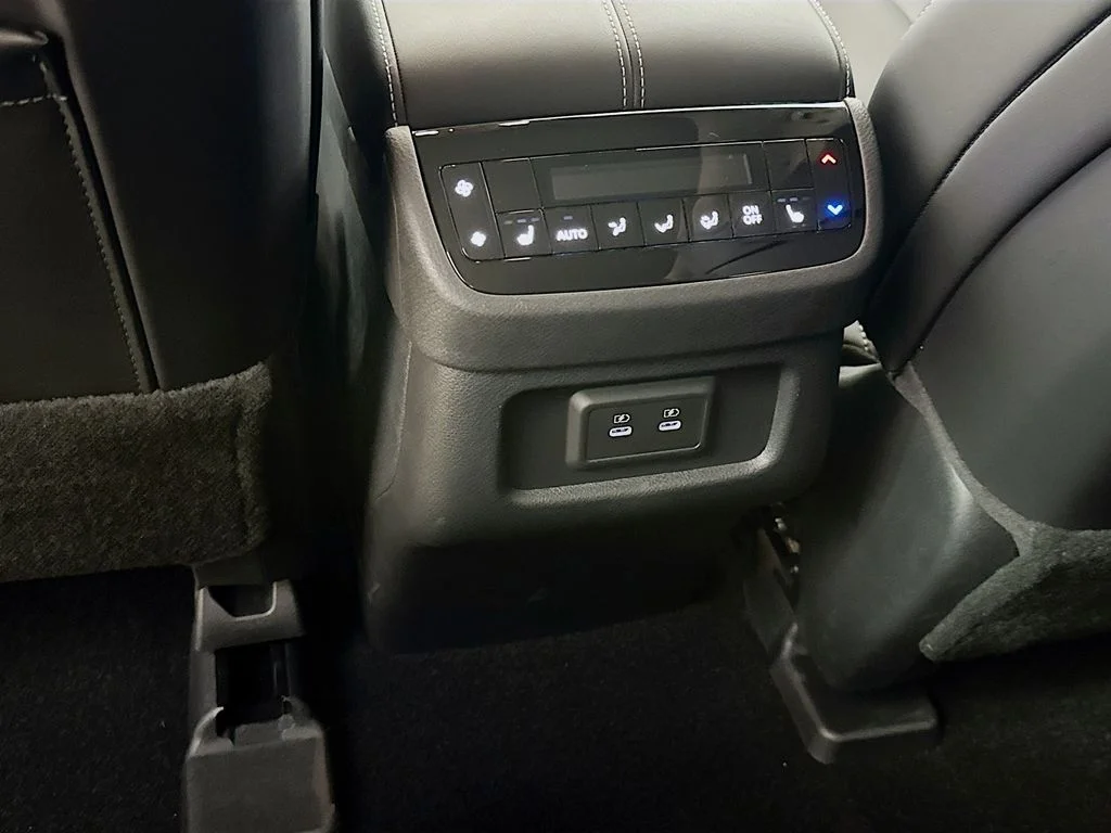 Certified Used 2026 Gray INFINITI LUXE image 32