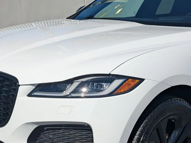 2026 Jaguar F-Pace R-Dynamic S - Photo 9