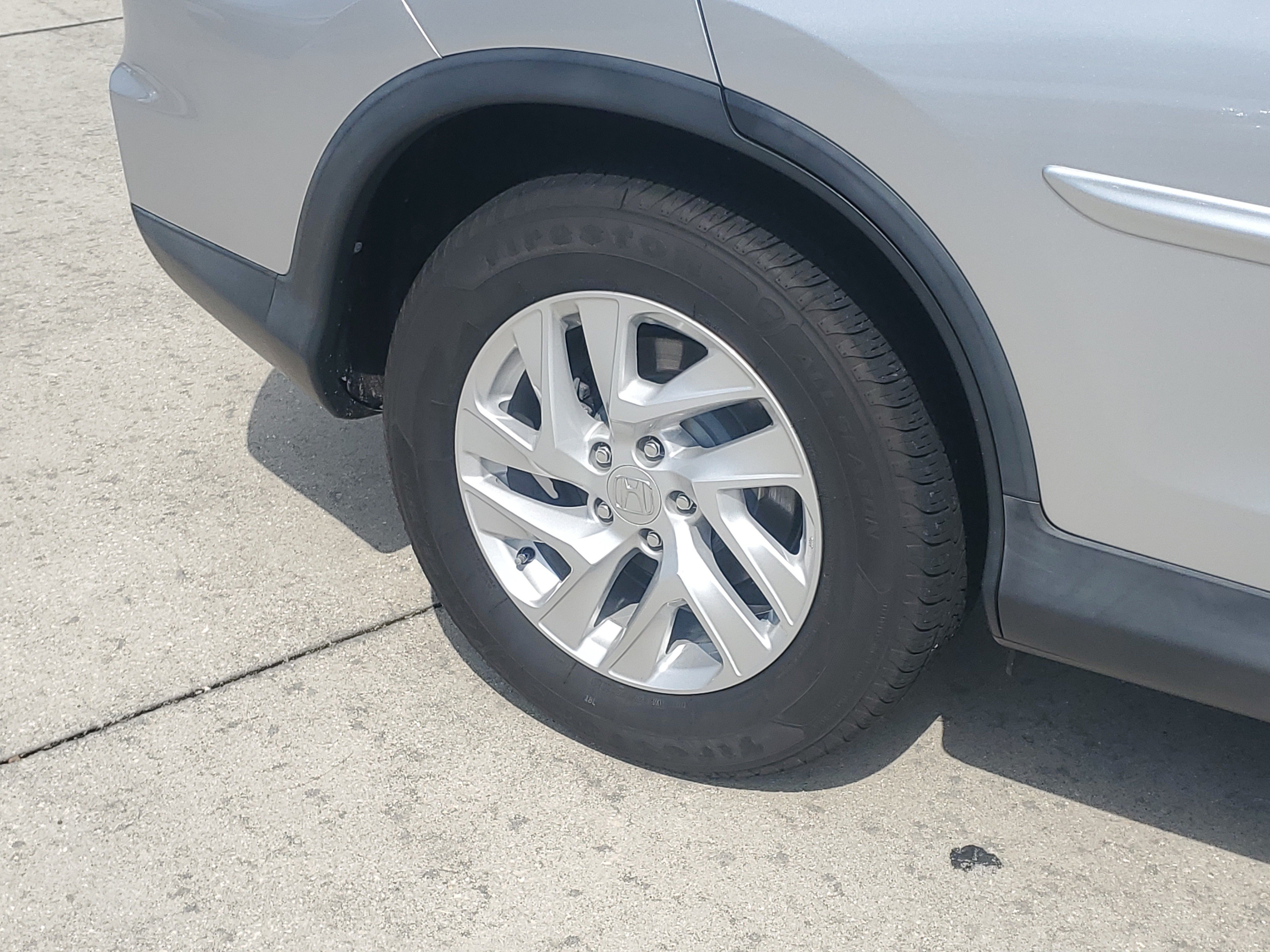 Used 2015 Silver Honda EX-L image 7
