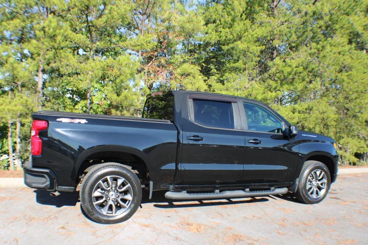 2023 Chevrolet Silverado 1500 RST - Photo 2