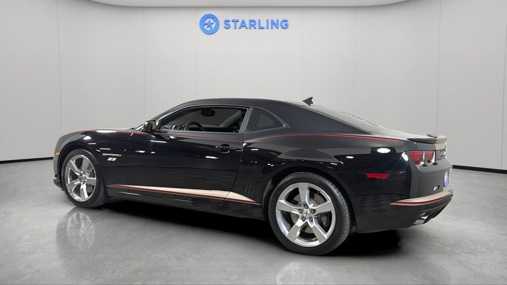 Used 2010 Black Chevrolet 2SS image 4